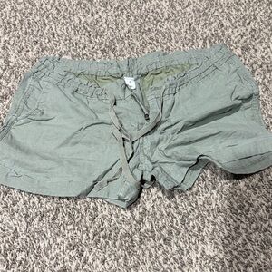 Army green old navy shorts